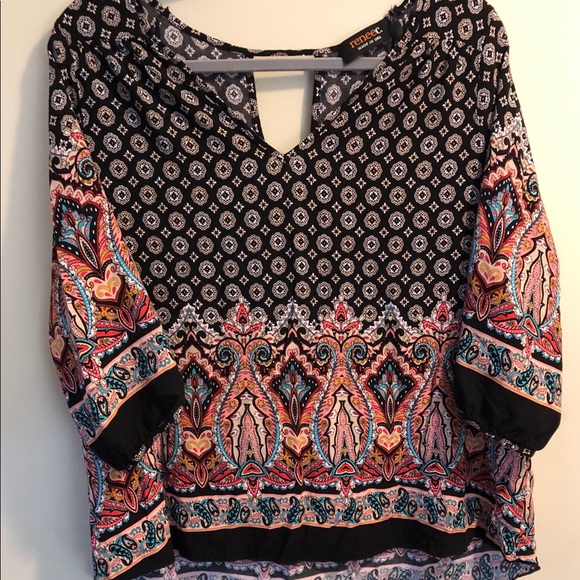 Women's blouse - Picture 1 of 6